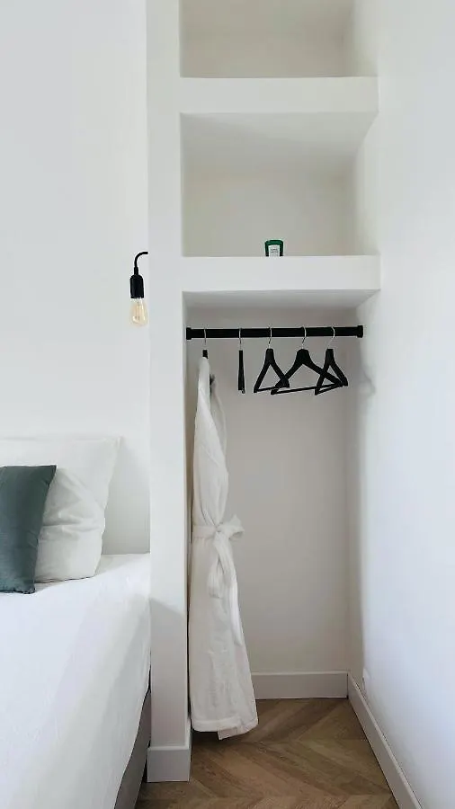 Villa Holistika : Bed And Breakfast / Pool / Air Conditioning/ Mont Faron Toulon 0*,