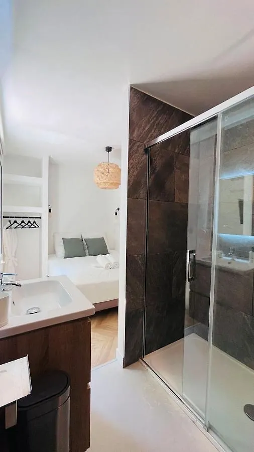 Villa Holistika : Bed And Breakfast / Pool / Air Conditioning/ Mont Faron Toulon