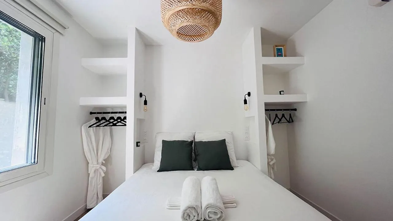 Guest house Villa Holistika : Bed And Breakfast / Pool / Air Conditioning/ Mont Faron Toulon