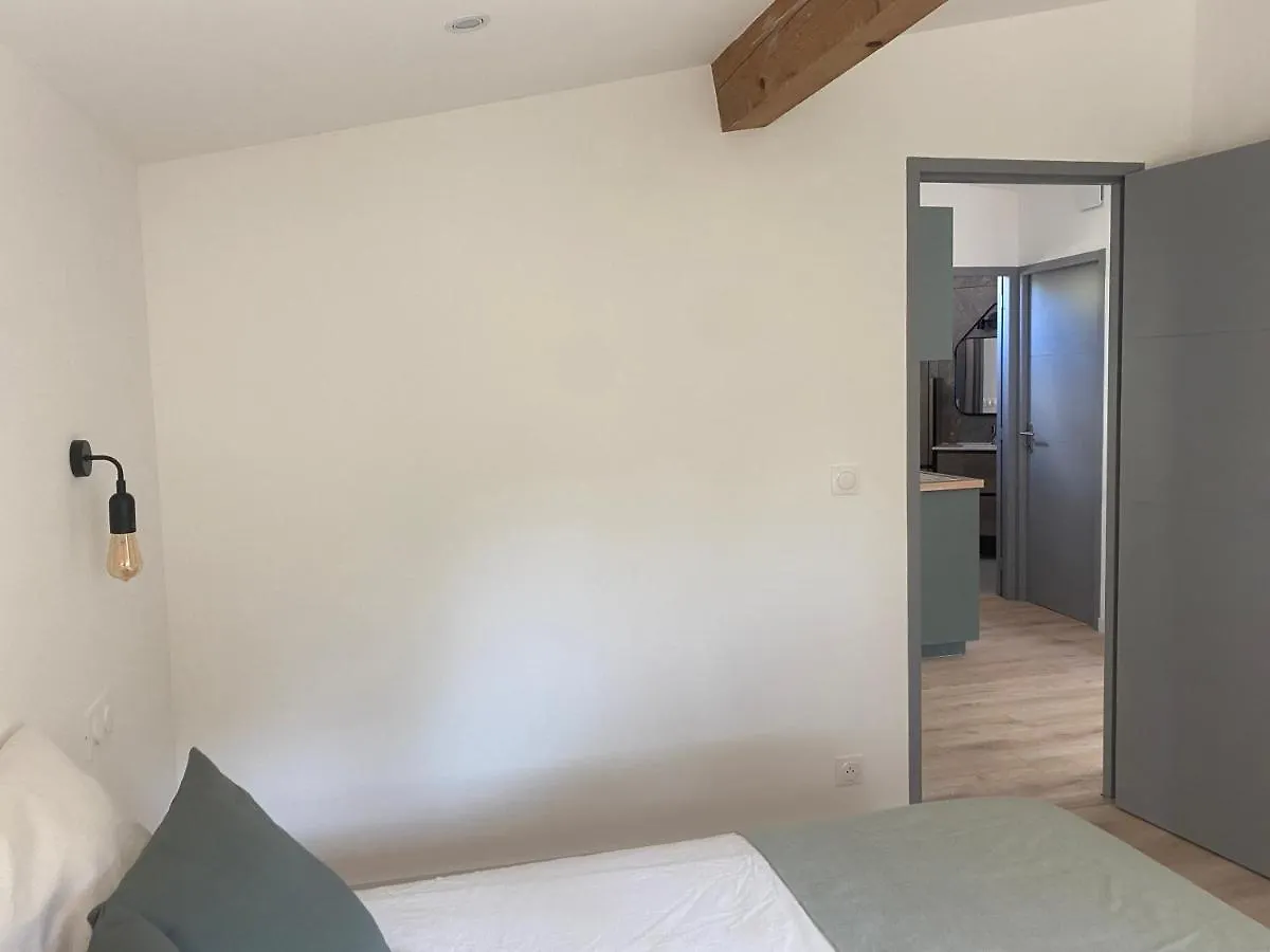 Gasthof Villa Holistika : Bed And Breakfast / Pool / Air Conditioning/ Mont Faron Toulon